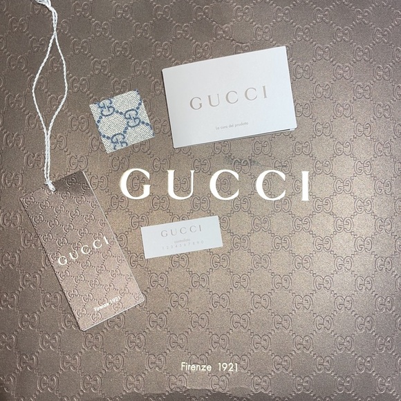 SOLD GUCCI GG Supreme Diaper Bag - Picture 12 of 13